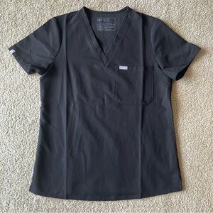 Figs Catarina Scrub Top Black, size small